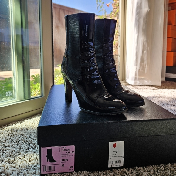 Chanel boots - Picture 14 of 15